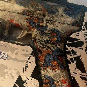 Red and Blue Graffiti DINOSAUR Style GEL BLASTER (rare Dino style)